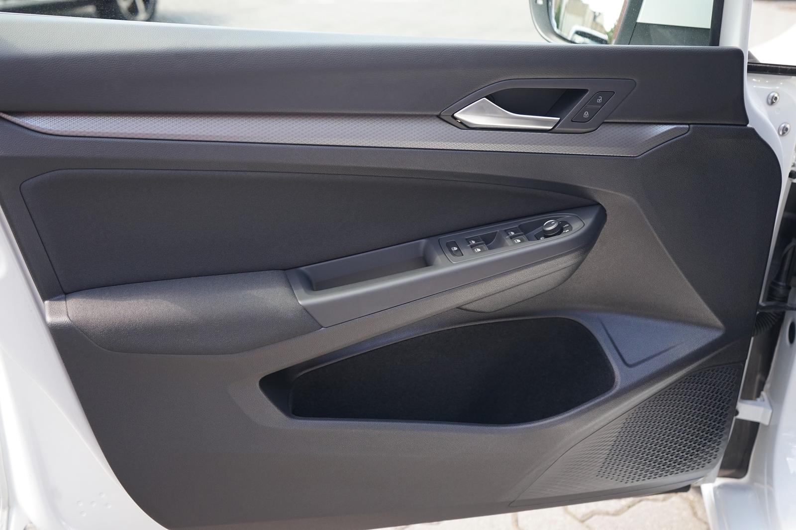 Volkswagen Golf VIII 1.0 Active LED Navi Sitzheizung PDC, миниатюра 25