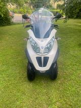 Piaggio MP3 300 LT Hybrid  - Offers matching your search criteria