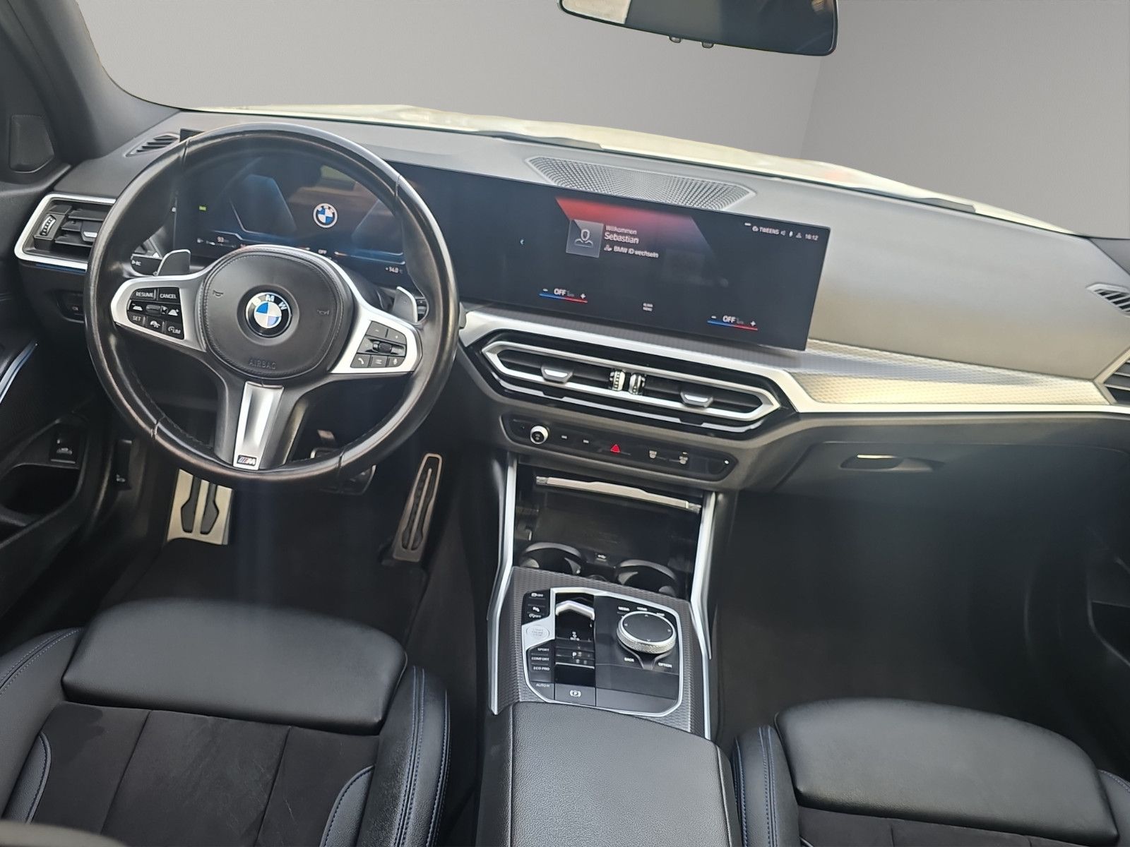 Fahrzeugabbildung BMW Touring 320i M-SPORT LC.PRO ACC ,Hifi,Carplay