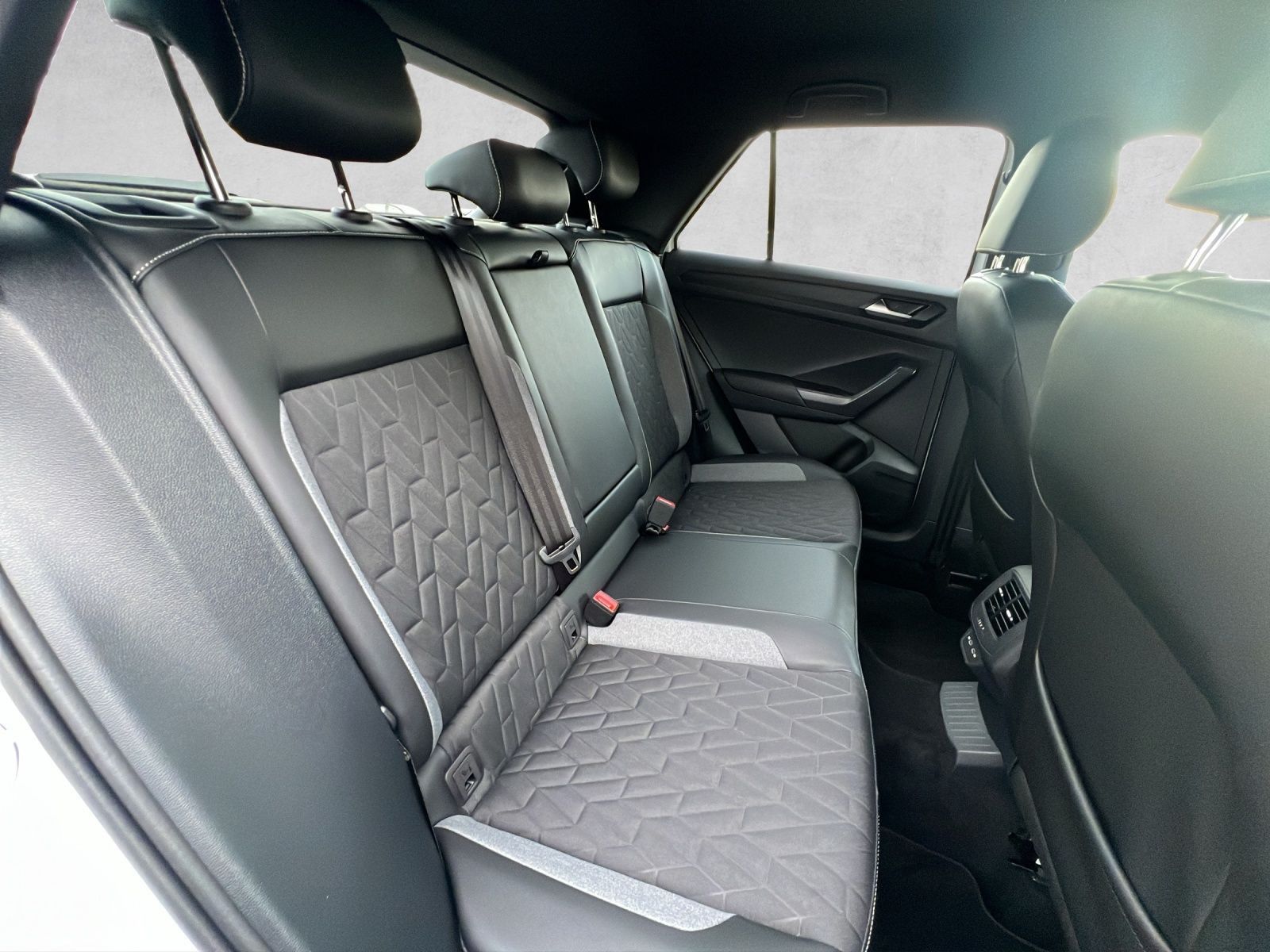 T-Roc Goal 2.0 TDI AHK*Navi*LED