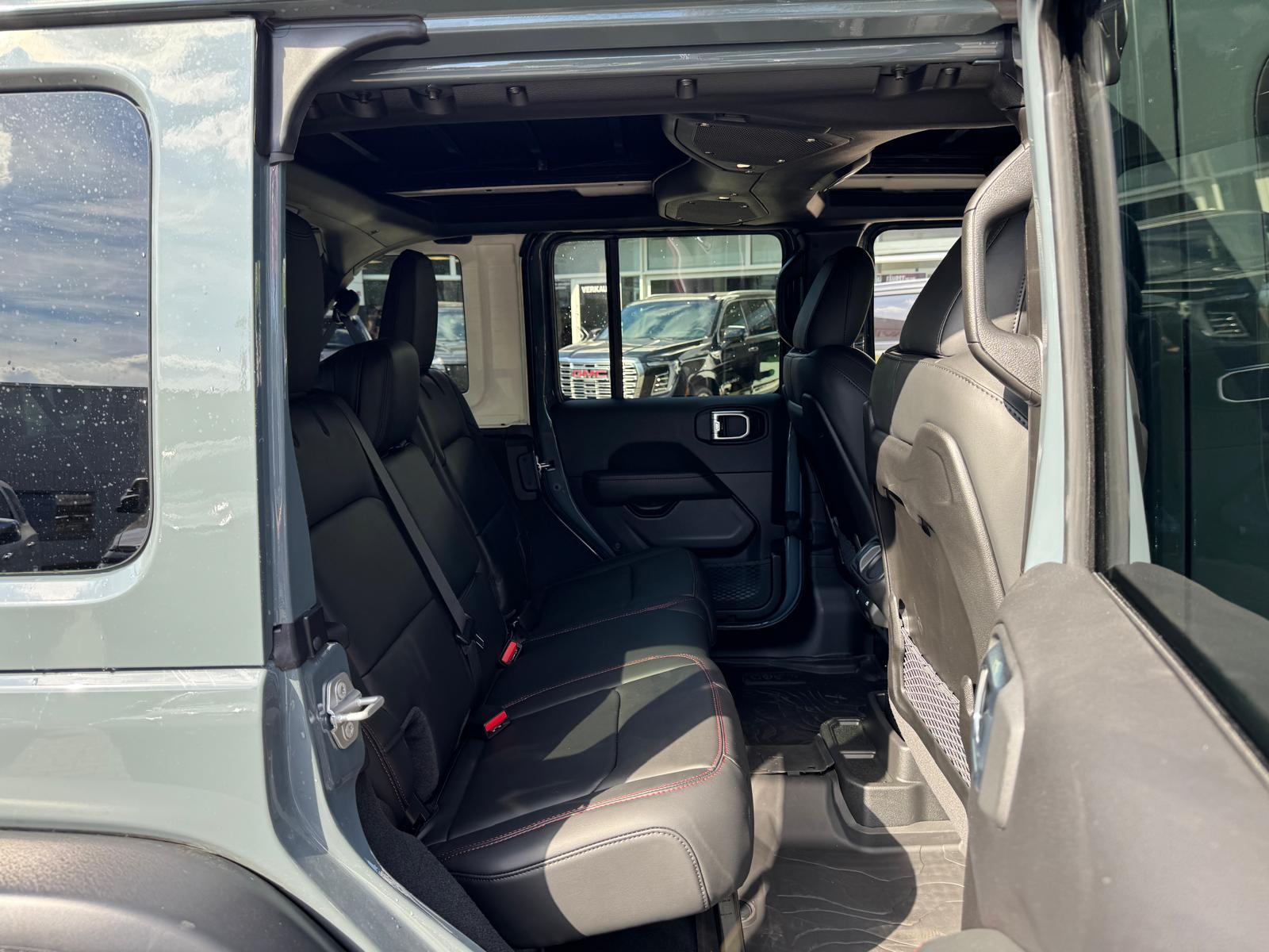 Jeep Wrangler Unlimited 392 MOAB 2026 SkyOne