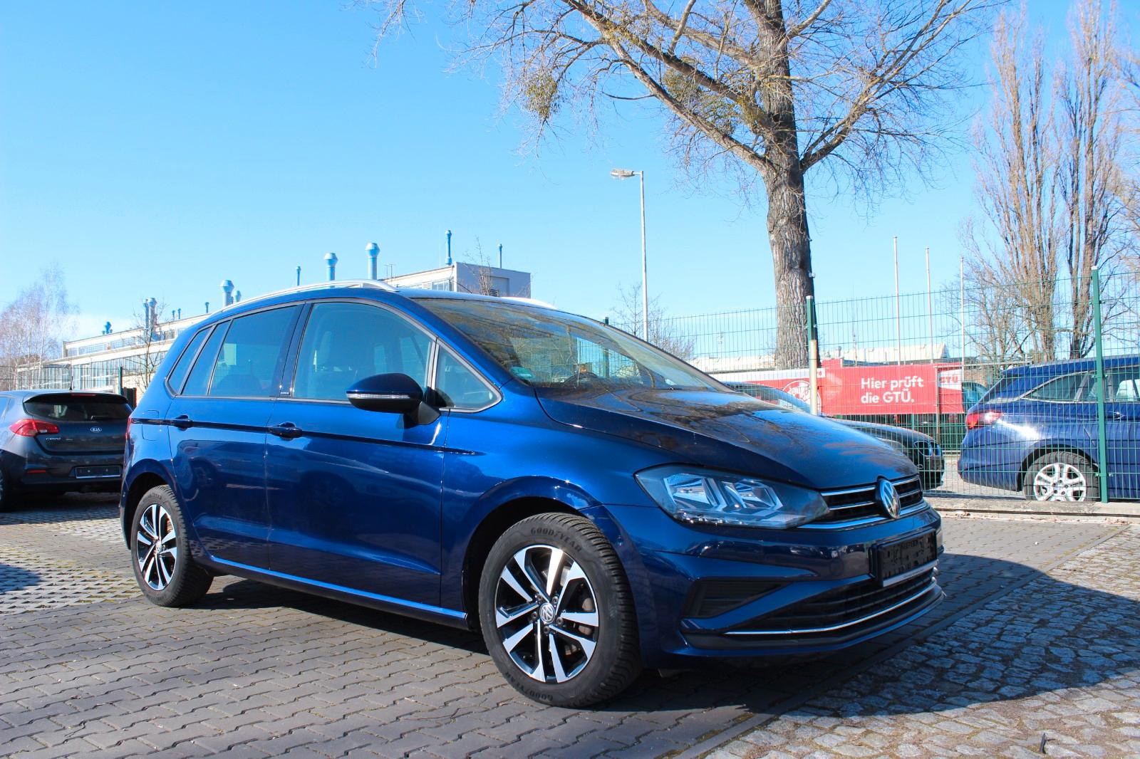 Volkswagen Golf Sportsvan VII IQ.DRIVE °NAVI °STZHZ ° TEMP