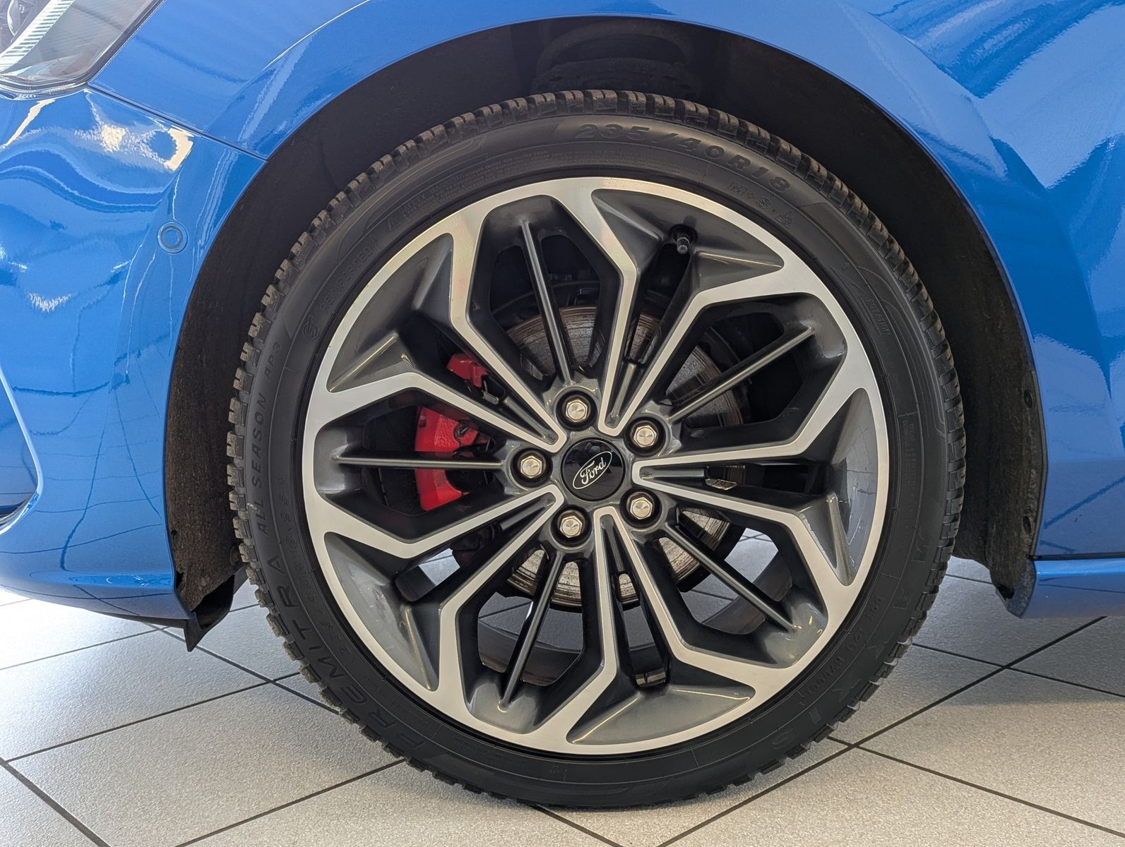Fahrzeugabbildung Ford Focus 1.0 ST-Line X Styling Matrix B&amp;O Pano 18"