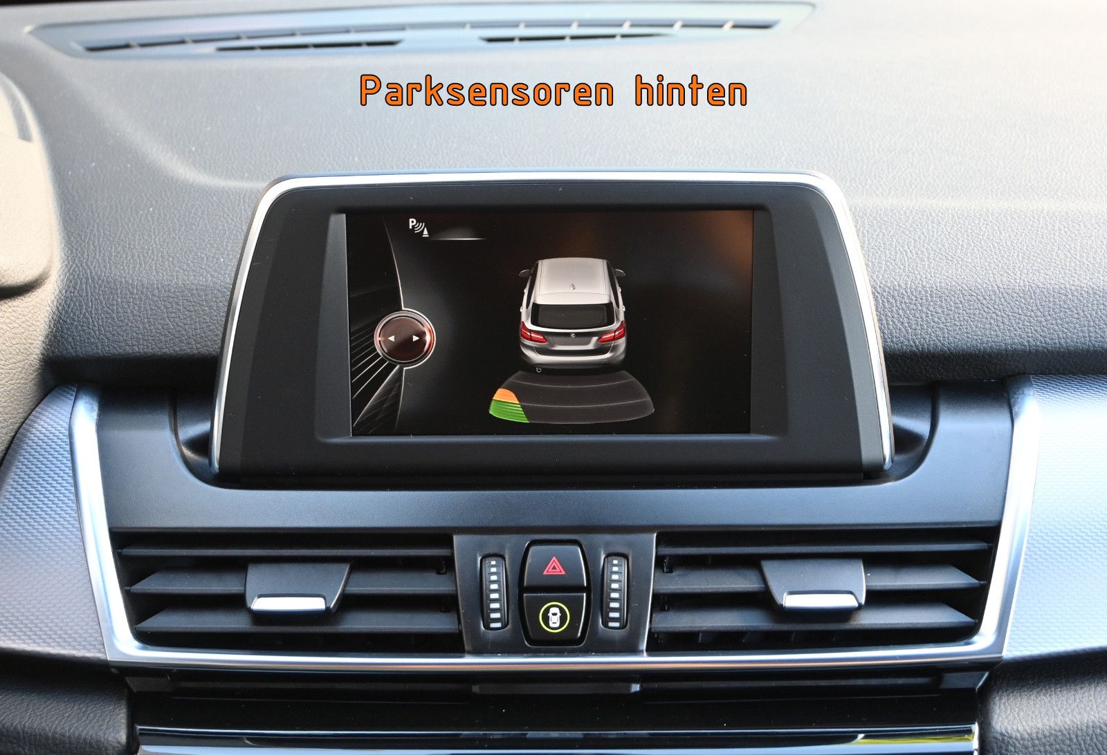 Fahrzeugabbildung BMW 218i Active Tourer M Sport °AHK°PDC°SITZHEIZ°