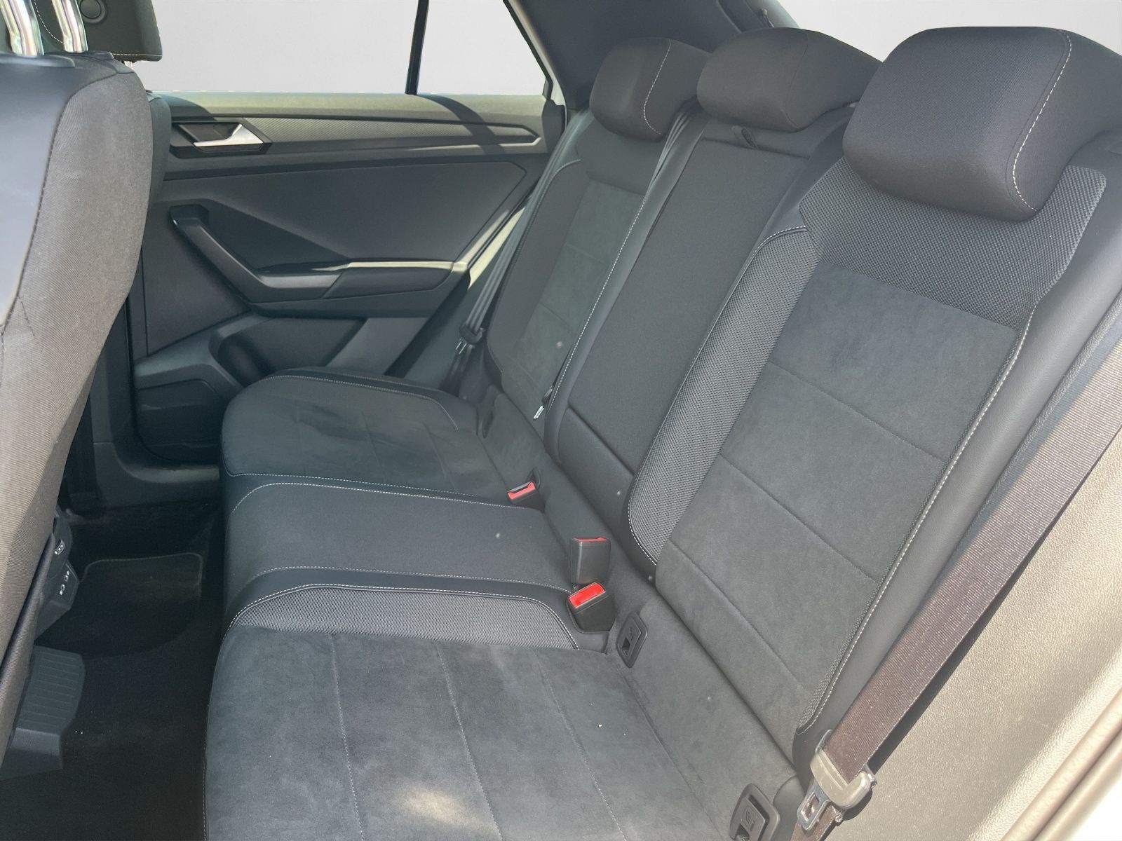 Volkswagen T-Roc - Bild 16