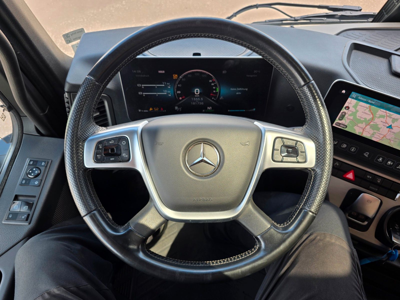 Fahrzeugabbildung Mercedes-Benz Actros 2552 L BDF Vantec hydr. liftbarer Rahmen