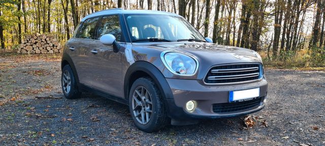 MINI Cooper Countryman 2. Hand TÜV Neu.