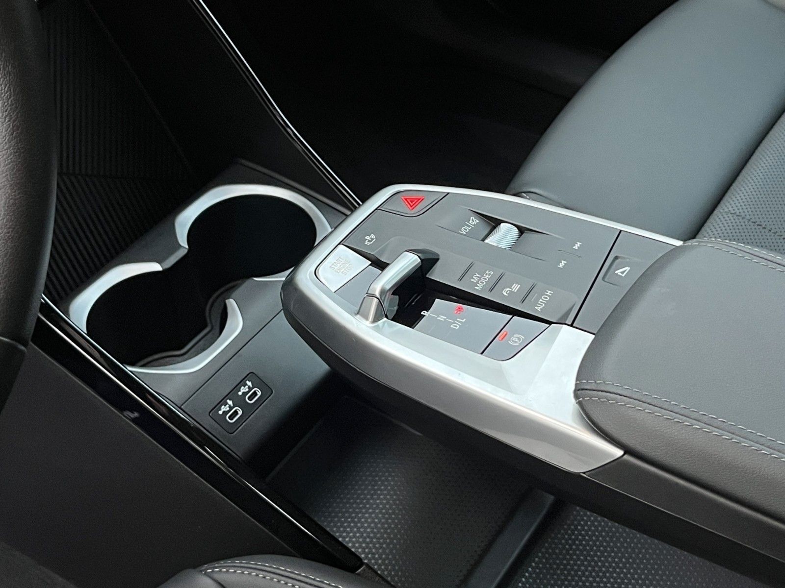 Fahrzeugabbildung BMW X1 18d sDrive*xLine*NAVI*PDC*KAMERA*u.v.m**