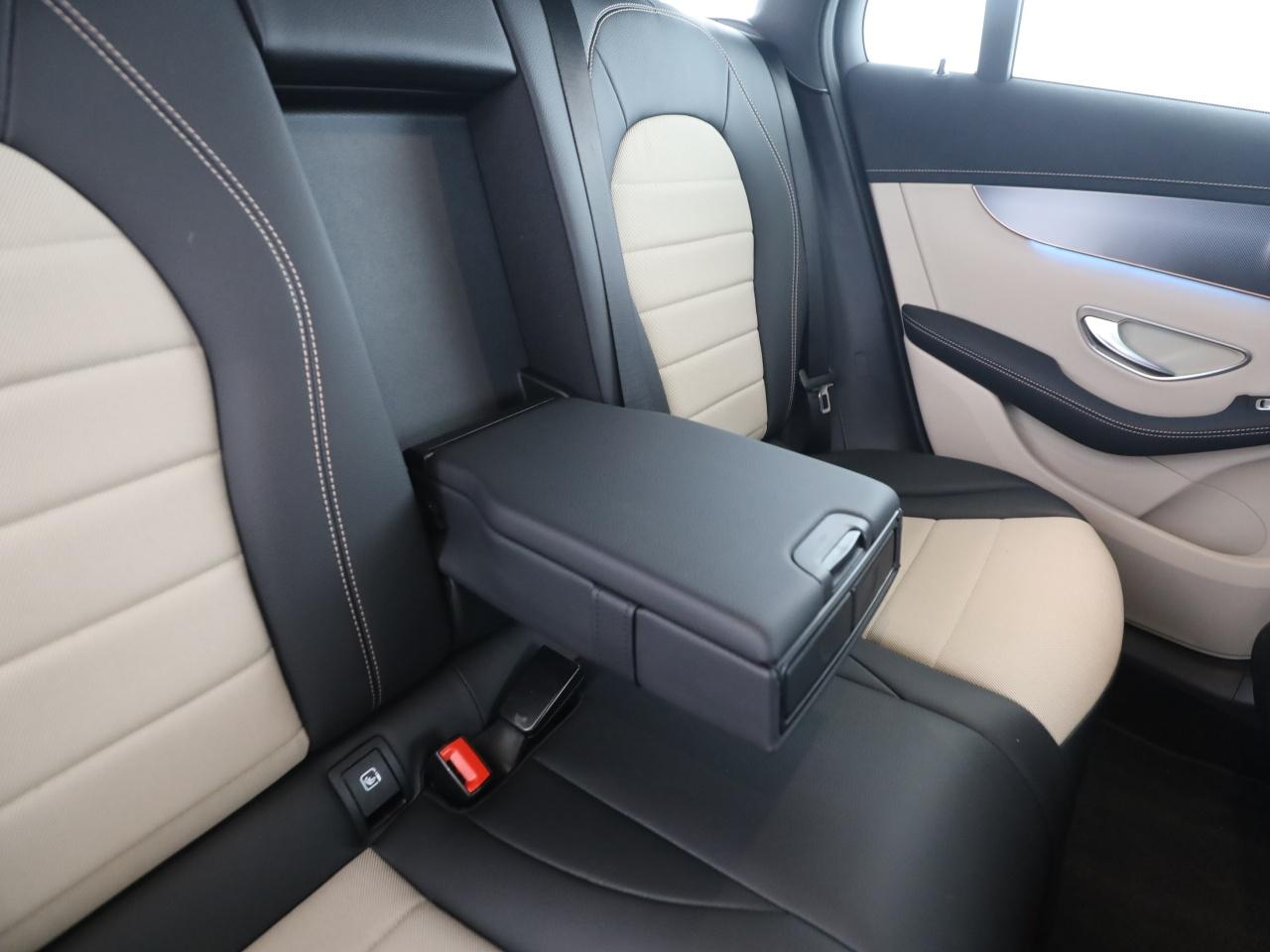 Mercedes-Benz EQC 400 4M AMG Distronic 20'' MBUX