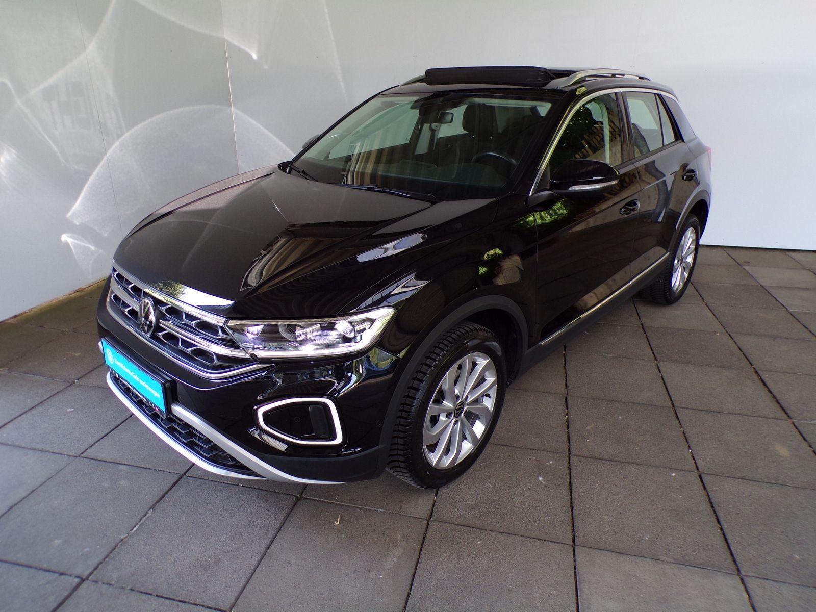 Volkswagen T-ROC 1.5 TSI DSG STYLE AHK PANO ALCANTARA foto 2