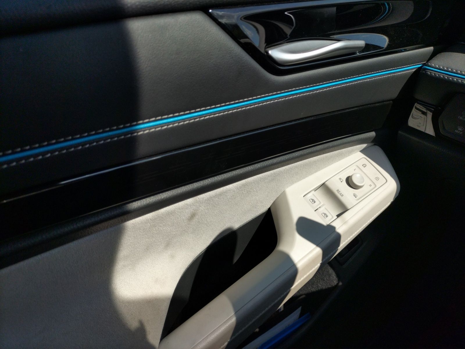 Fahrzeugabbildung Volkswagen ID.7 Pro Matrix Harmann Navi SHZ AID ACC 360° Ma