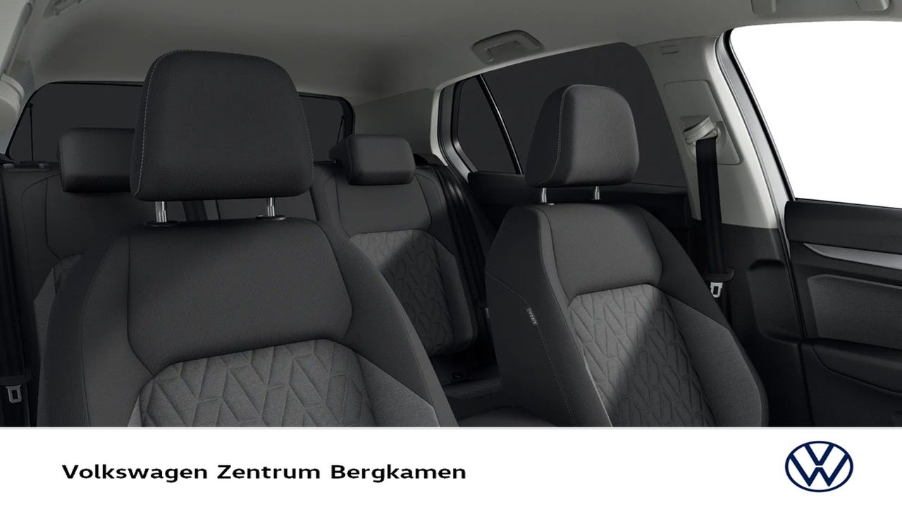 Volkswagen Golf VIII 1.5 eTSI LIFE CAM ACC CARPLAY SITZHEIZ foto 7