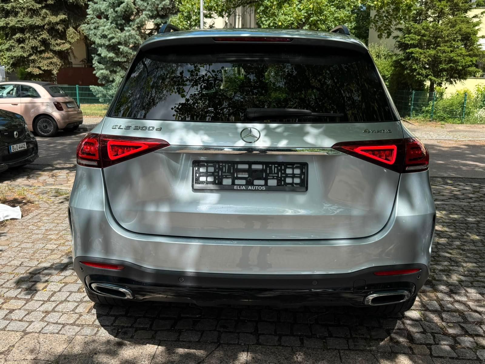Mercedes-Benz GLE 300 D 4Matic AMG foto 4