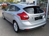 Ford Focus Lim. Titanium - gebrauchte Ford Focus aus dem Jahr 2011