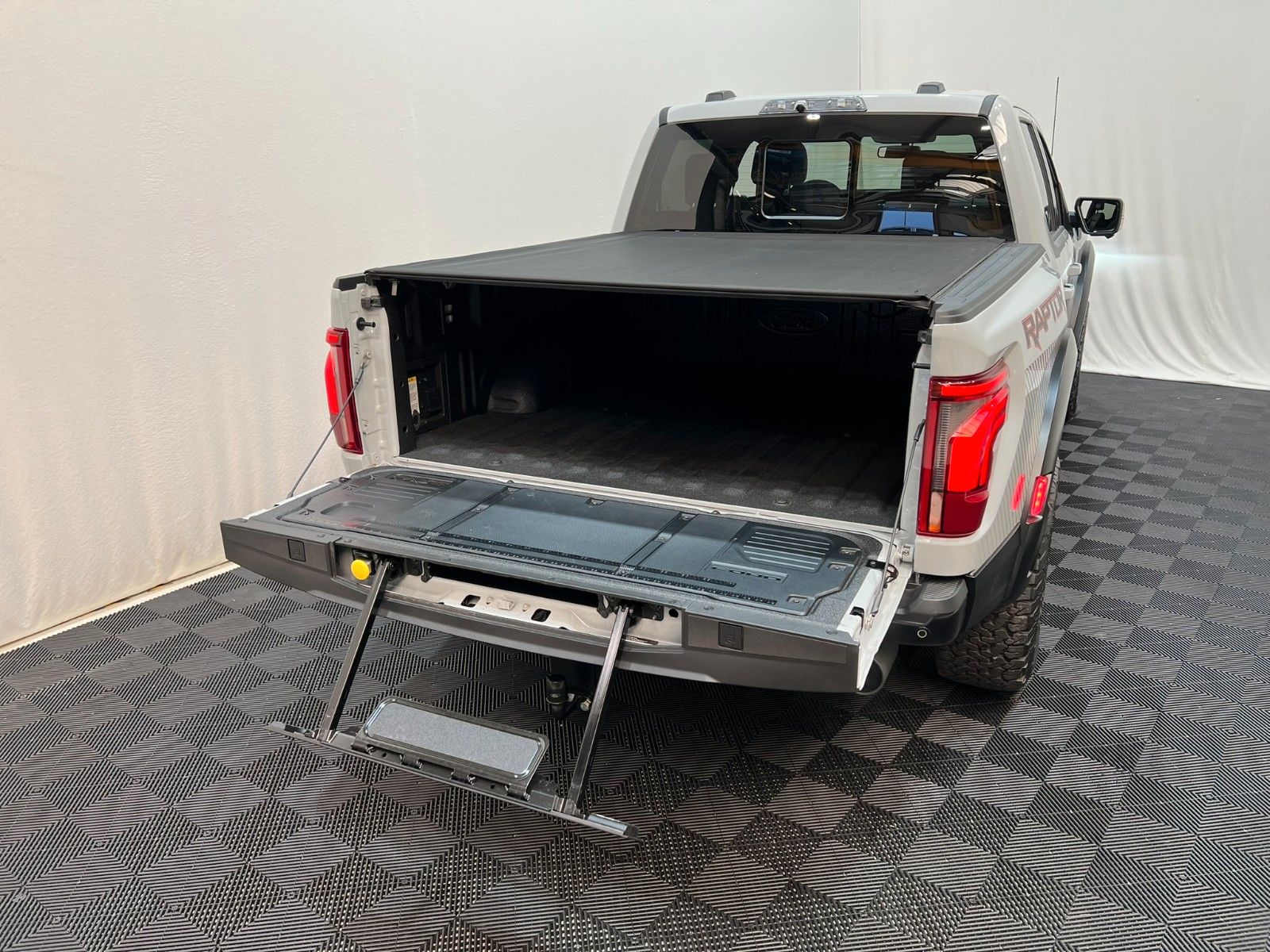 Fahrzeugabbildung Ford F-150 RAPTOR  EcoBoost®  3.5L V6 *MY26*