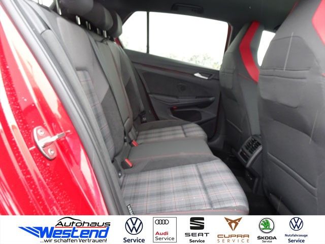 Fahrzeugabbildung Volkswagen Golf GTI 2.0l TSI 180kW DSG Navi IQ.Light Klima