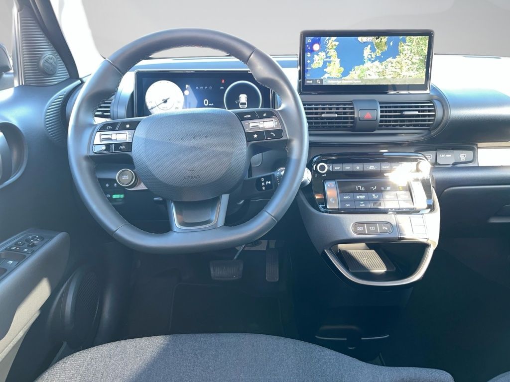 Fahrzeugabbildung Hyundai INSTER TREND ELEKTRO 2WD SHZ LHZ NAVI KAMERA PDC