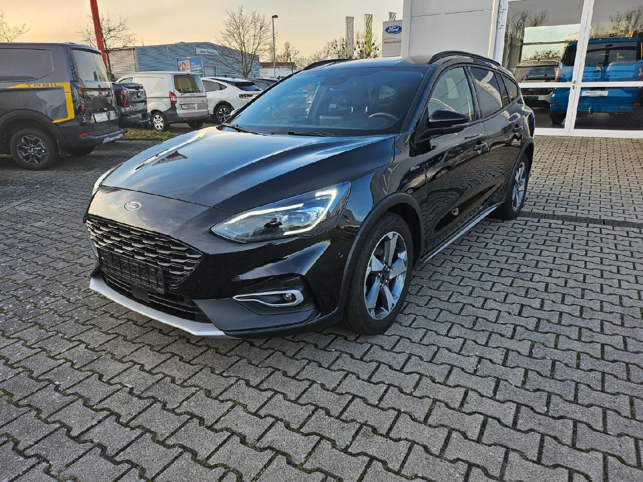 Fahrzeugabbildung Ford Focus Turnier Active X