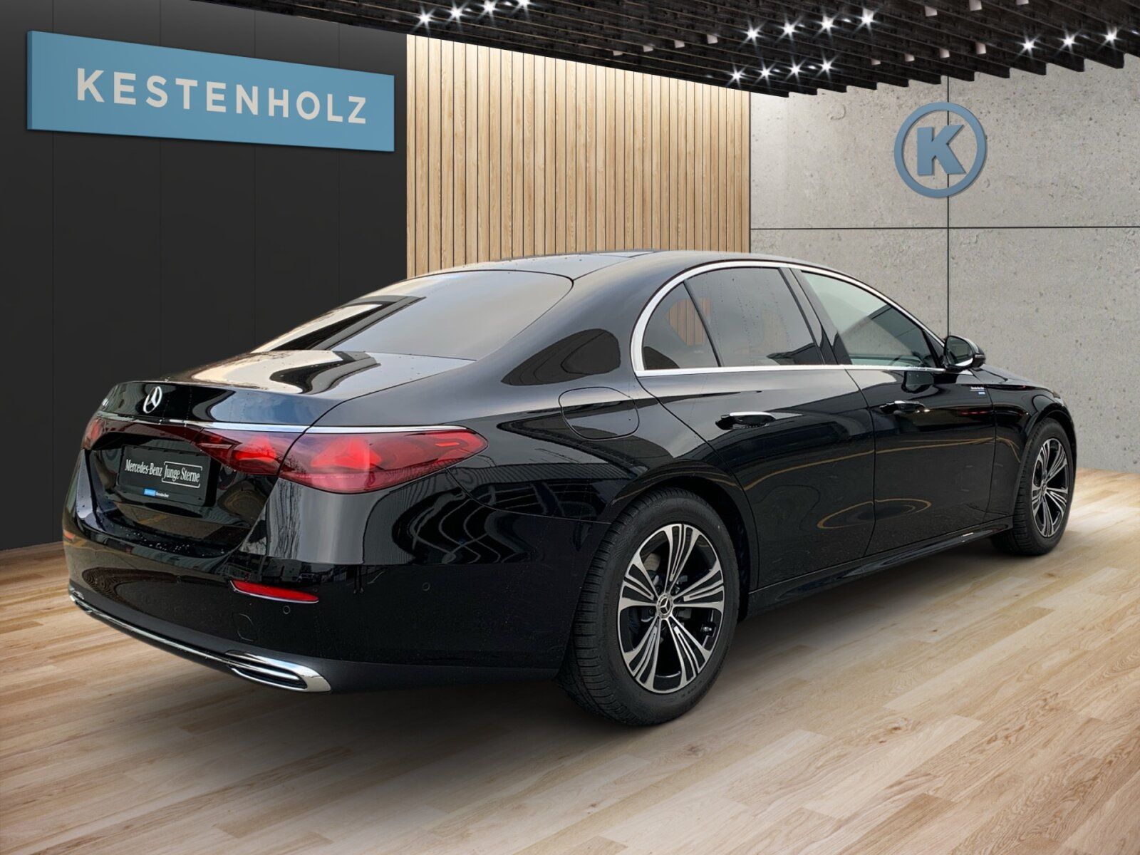 Mercedes-Benz E 220 d AVANTGARDE°ADV+°AHK°360°PANORAMA°DISTR+° imagem 3