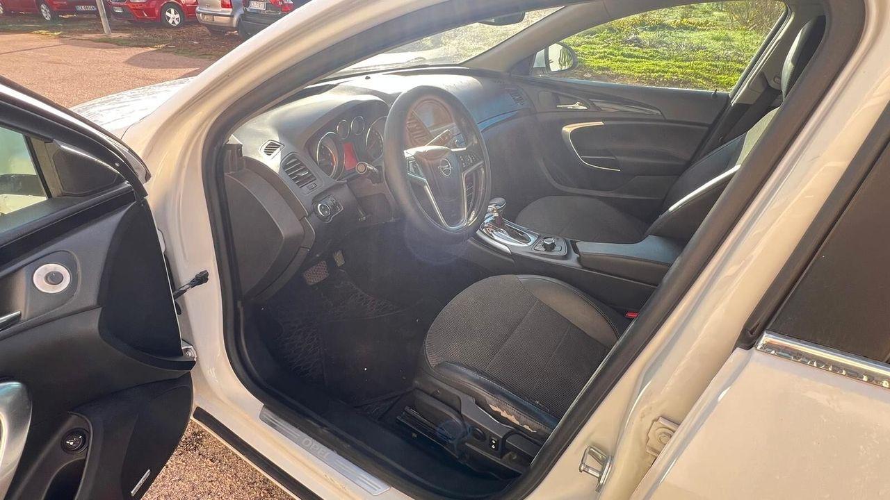 Opel Insignia 2010 — photo 6