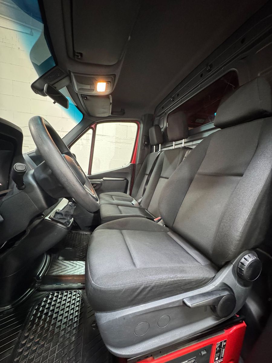 Fahrzeugabbildung Mercedes-Benz Sprinter 317 CDI RWD L1#Sortimo#Kamera#AHK