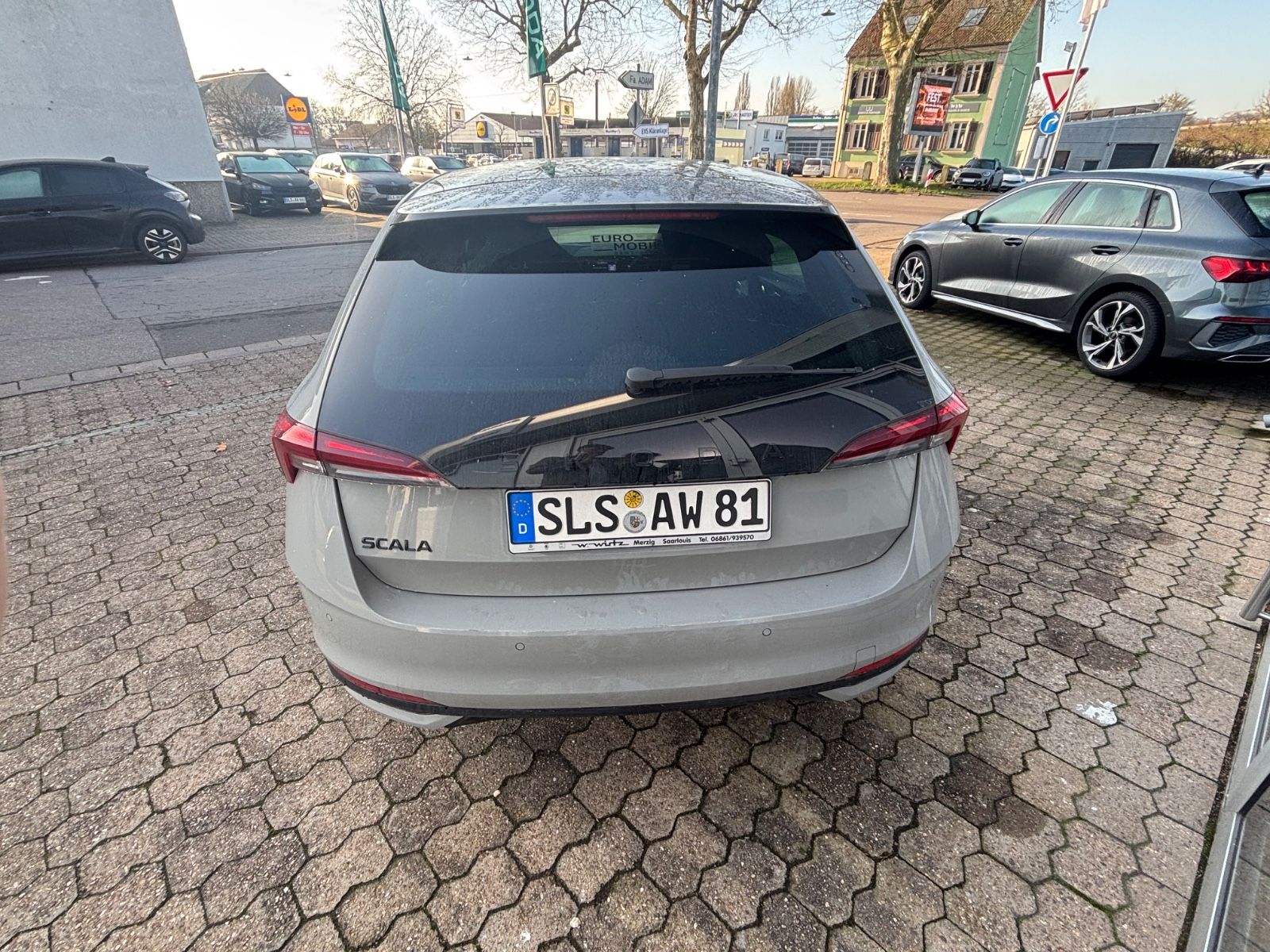 Fahrzeugabbildung SKODA Scala MC 1.5 TSI PANO KAM SHZ