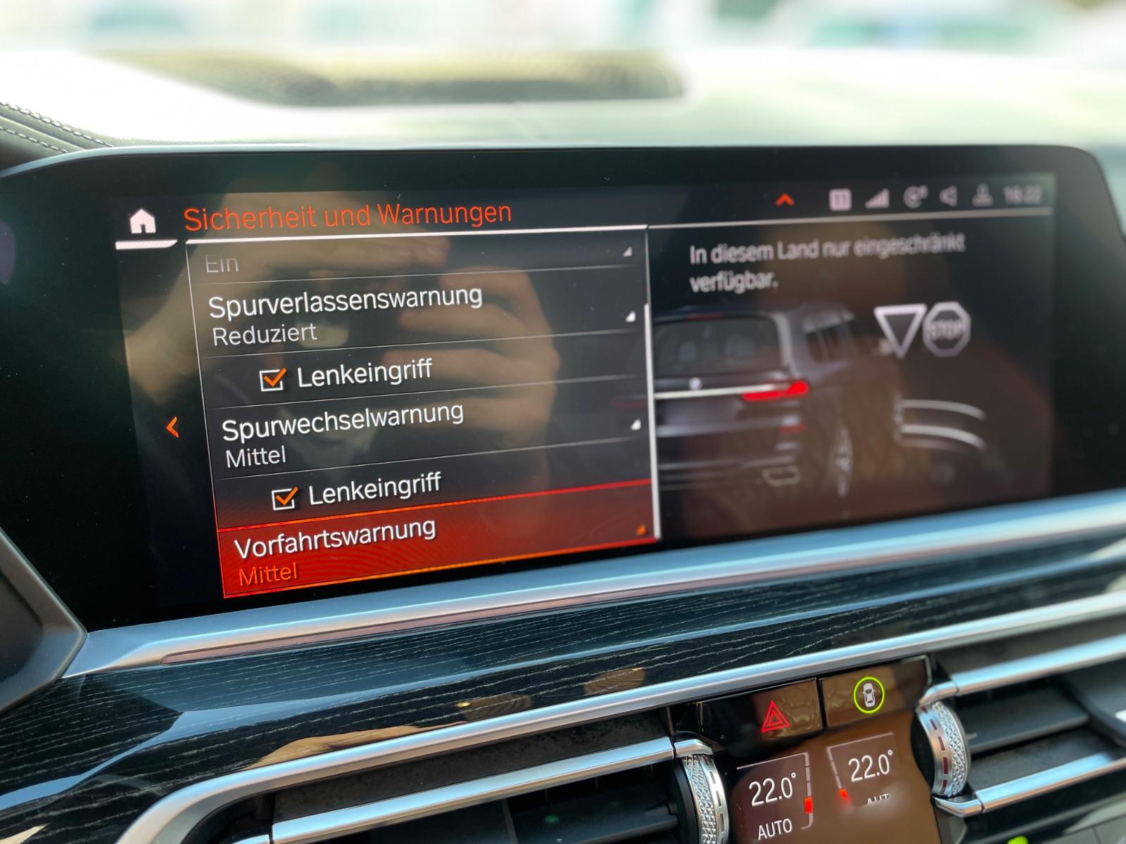 BMW X7 M50d VOLL/SKY LOUNGE/6-SITZE/ASSIST/MASSAGE
