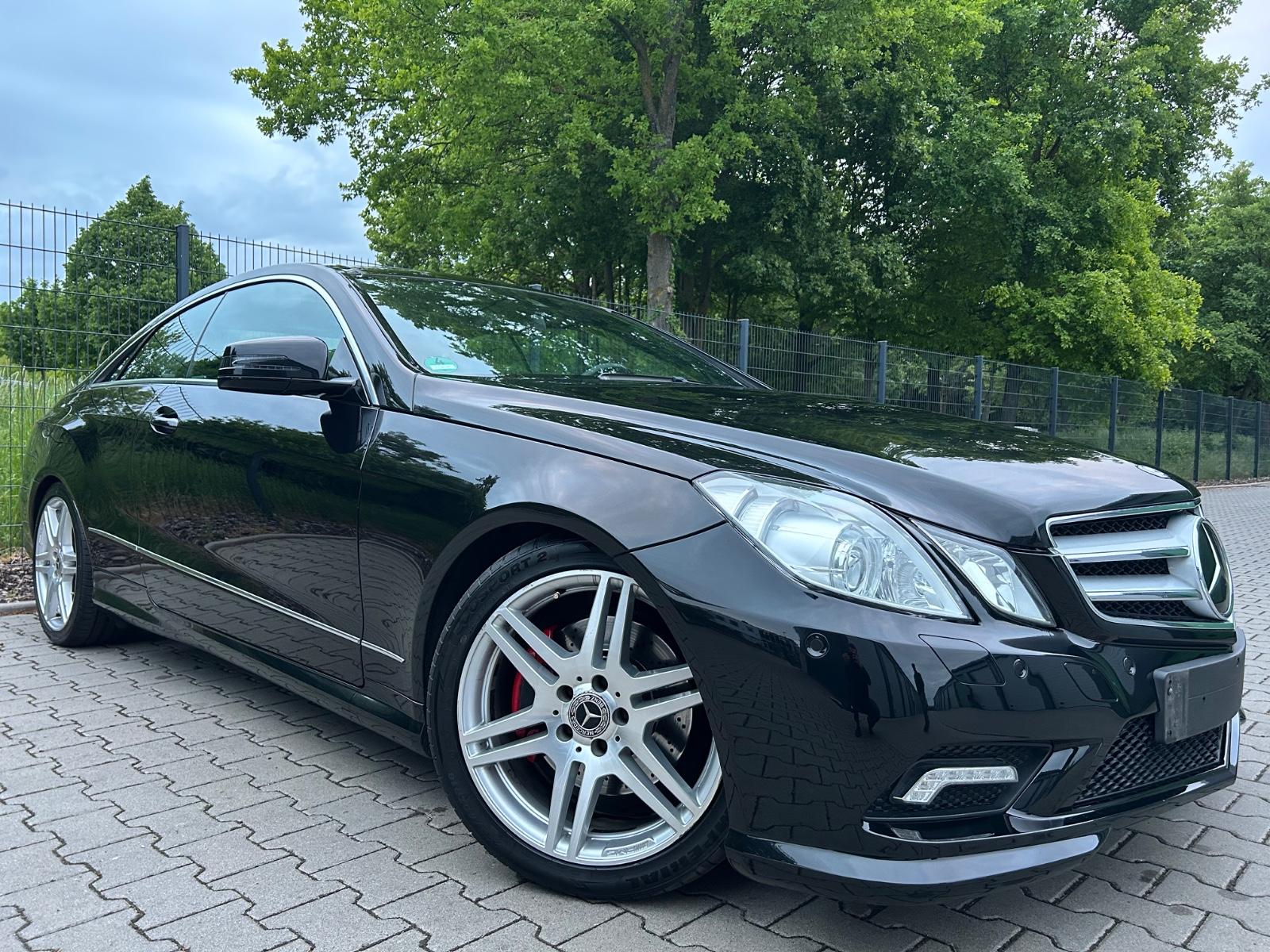 Mercedes-Benz E 250 COUPÉ CDI AMG PANO STANDHEIZUNG KAMERA H&K