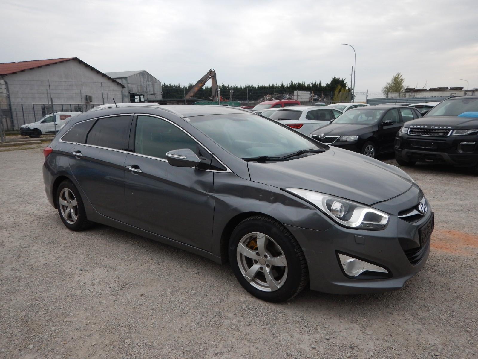 Hyundai i40 2014 — photo 15