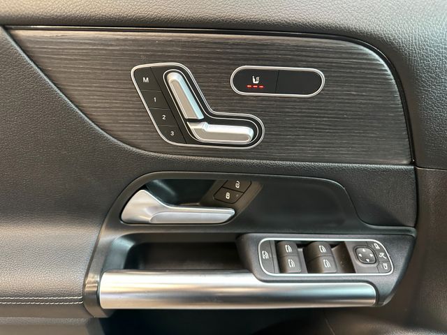 Mercedes-Benz GLA 220 d 4Matic *LED*AHK*Keyless*