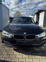BMW f30 LCI Sport Line*2HAND*LED*NAVI*SHZ*PDC* - BMW 3er Reihe: F30