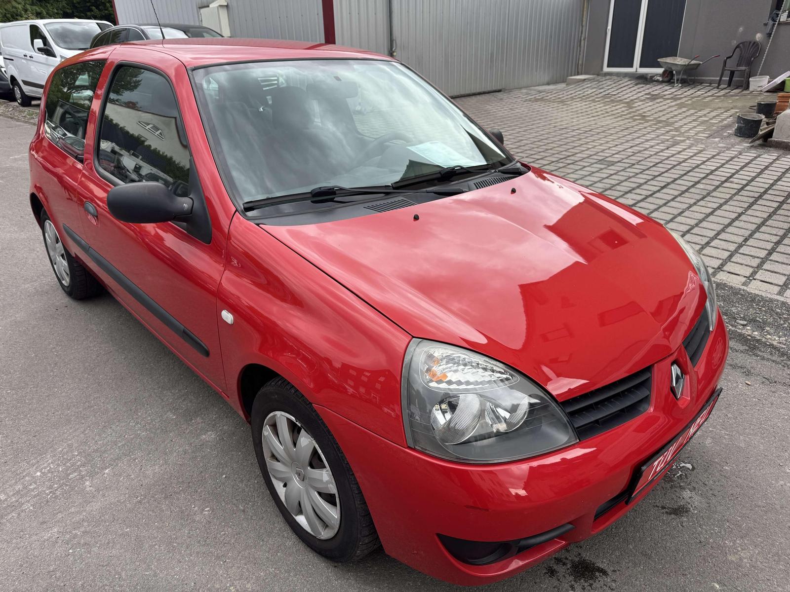 Renault Clio Campus/ Sehr gepflegt/ Klima/ Isofix/ TÜV N