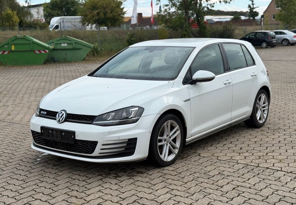 Image of Volkswagen Golf