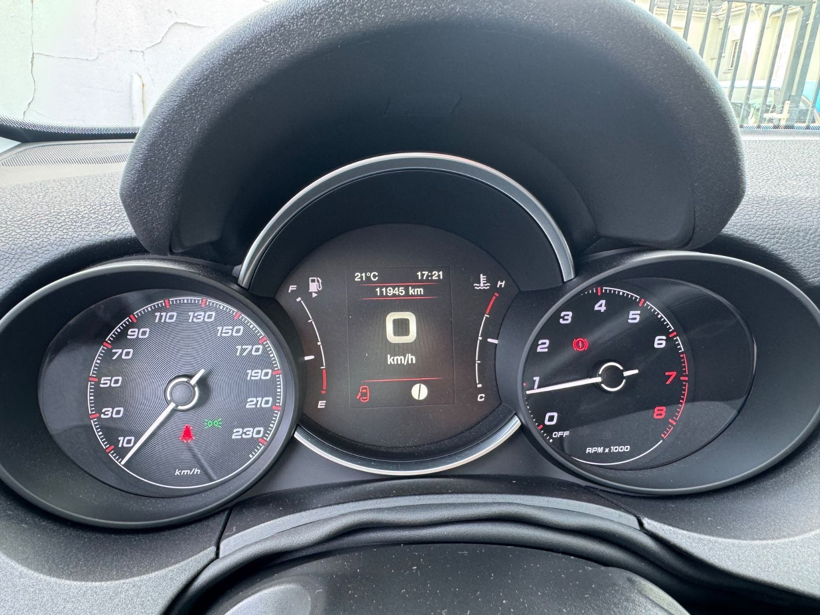 Fahrzeugabbildung Fiat 500X Lounge/LED/R-Cam/KlimaAuto/PDC/