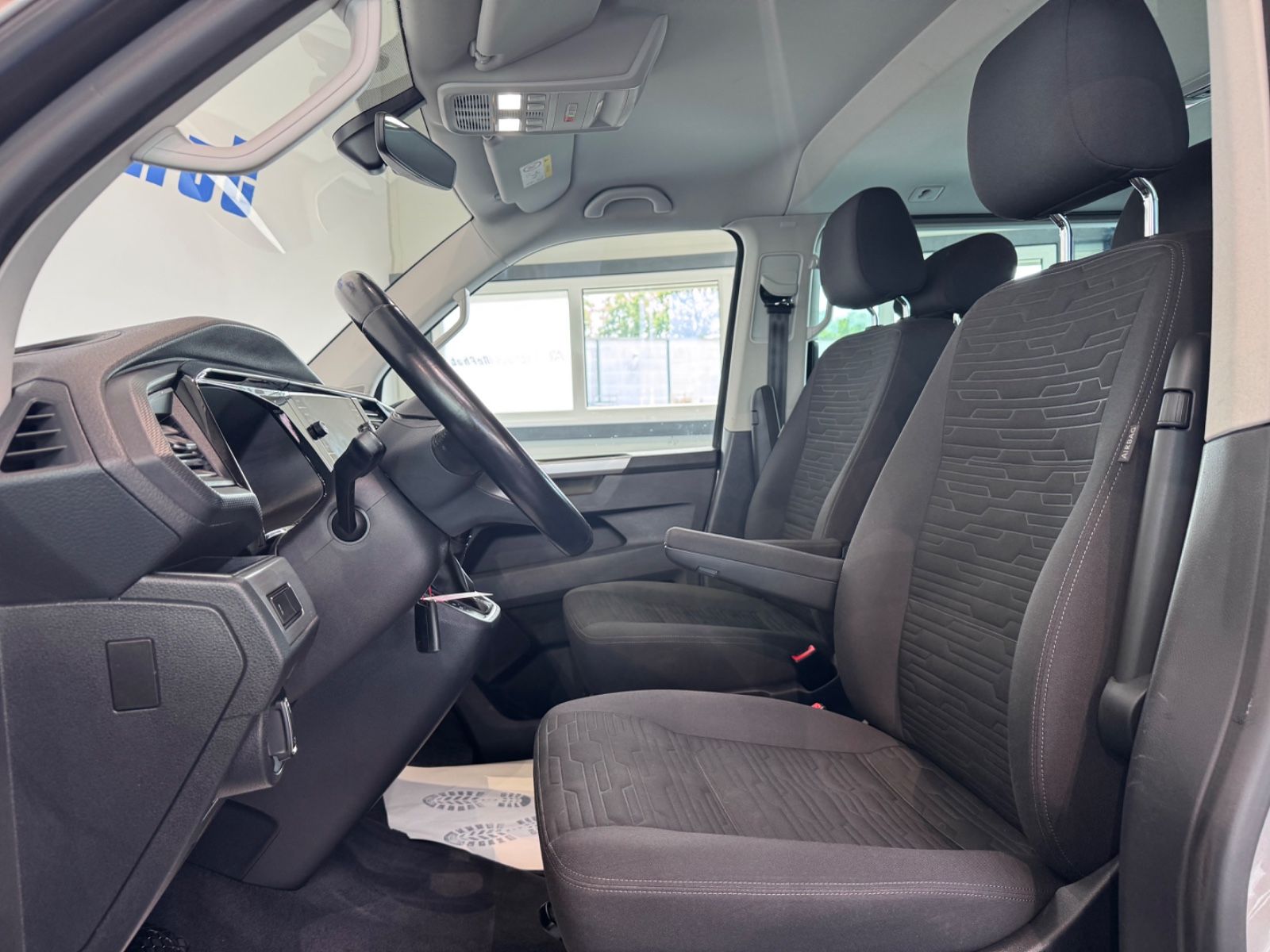 Volkswagen T6 Multivan Edition VIRTUAL KAMERA LED AHK SHZ foto 21