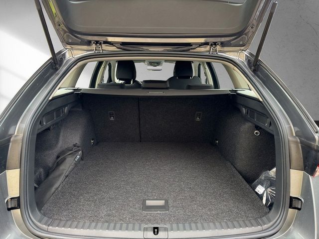 Skoda Octavia Combi 1.5 TSI Essence *ALU*LED*PDChi*SHZ