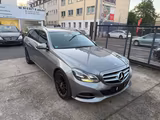 Mercedes-Benz E 220 CDI BlueEfficiency Navi*PDC*Tempo*Tüv+Insp - Mercedes-Benz E 220: Cdi Blueefficiency