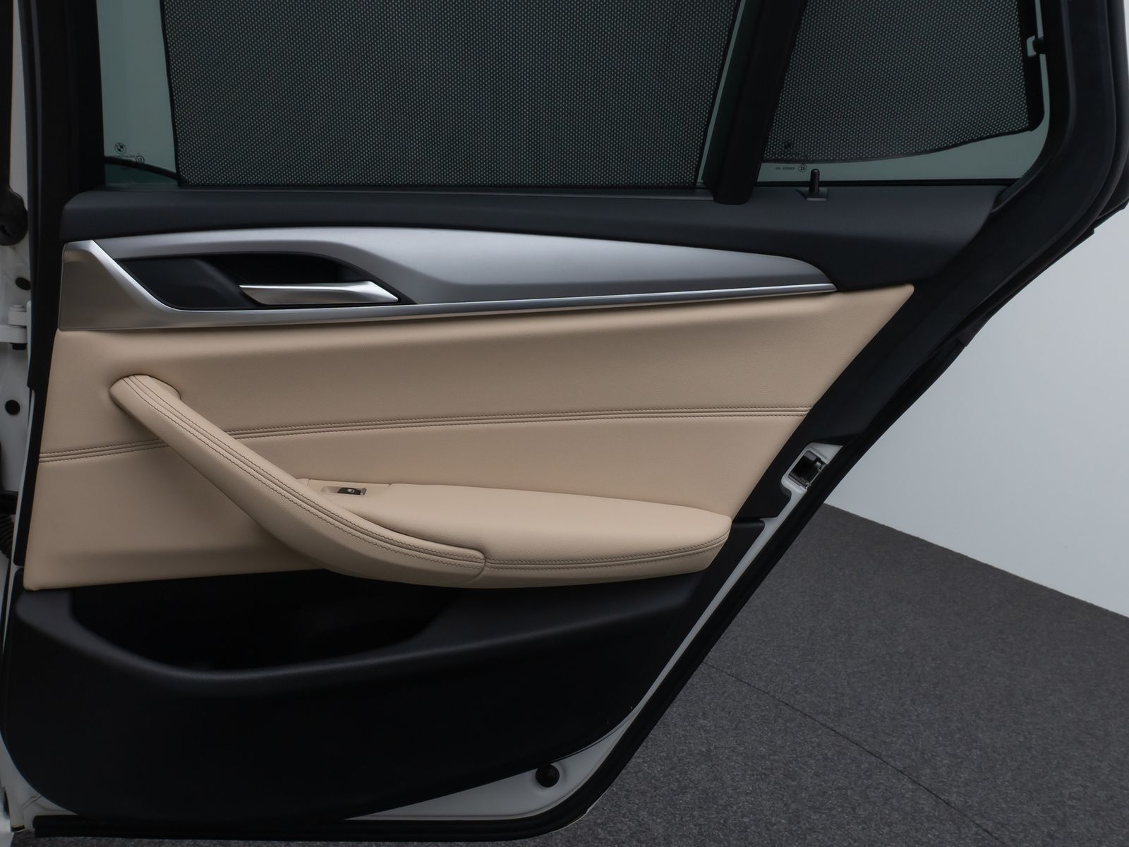 Fahrzeugabbildung BMW 530e Panorama Kamera DAB HiFi 4xKlima Leder 18Zl