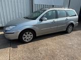 Ford Focus 2.0 Ghia X Automatik*1.Hand*TÜV*PDC*Klima - gebrauchte Ford Focus aus dem Jahr 2003
