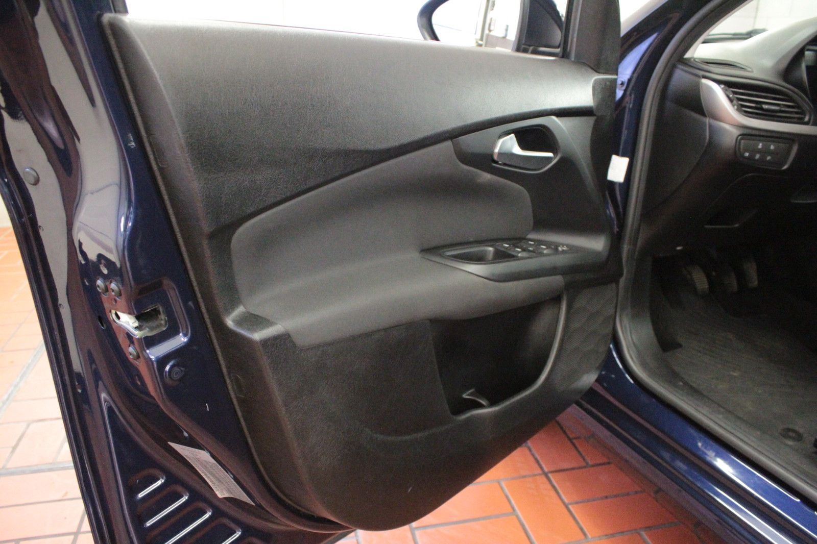 Fahrzeugabbildung Fiat Tipo 1,4 16V Kombi POP *Winterräder*Bluetooth*