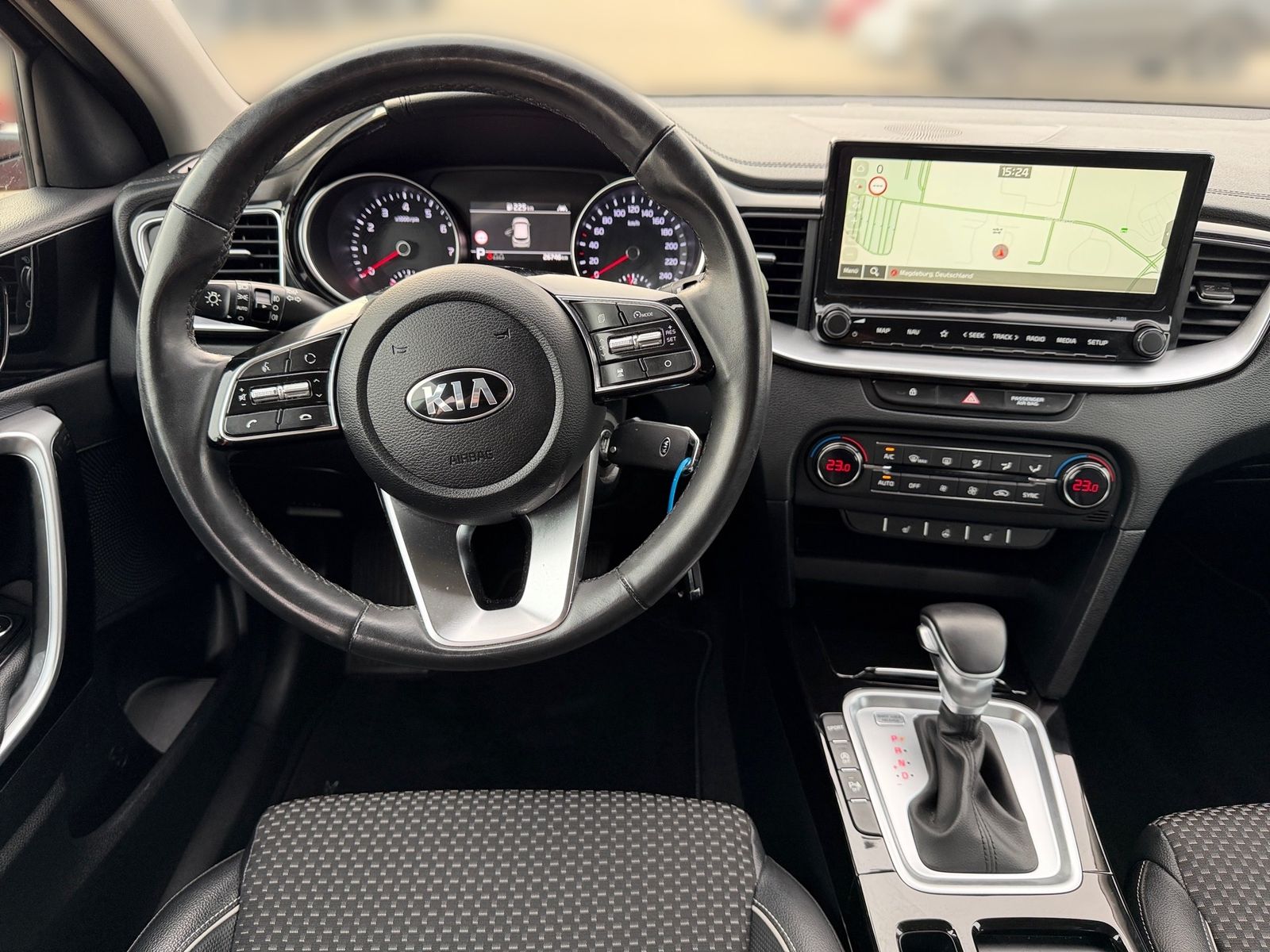 Fahrzeugabbildung Kia XCEED 1.4T DCT JBL ADA TEC