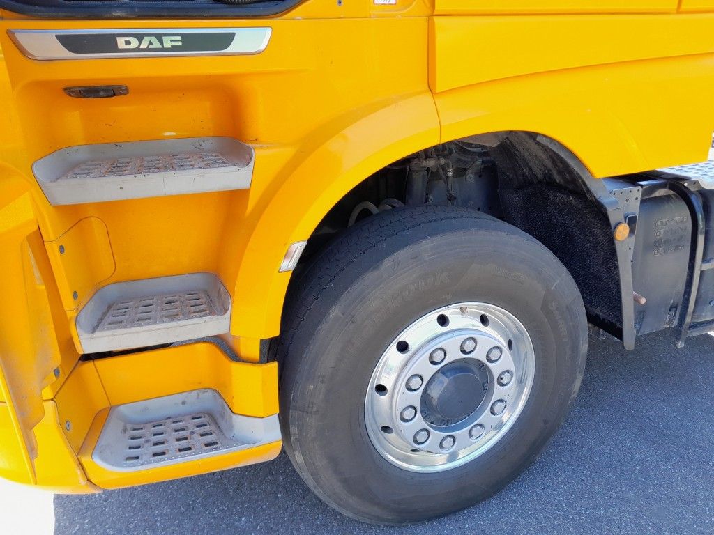 Fahrzeugabbildung DAF FT XF 530 SC PXP, 4x4, Kipphydraulik