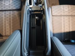 VW Passat R-Line Black Style DSG #AHK #DCC #Head-UP VW Passat R-Line Black Style DSG #AHK #DCC #Head-UP