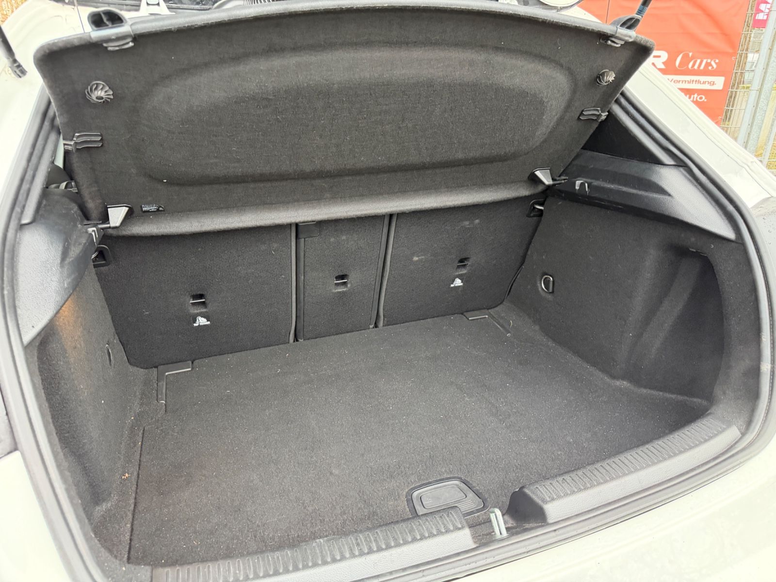 Fahrzeugabbildung Mercedes-Benz A 250 AMG Line*BURMESTER*PANO*ALCANTARA*