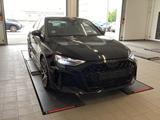 Audi RS 3 Limousine 2.5 TFSI qu. CARBON/280/PANO/ACC - Audi RS3 Gebrauchtwagen in Hamburg