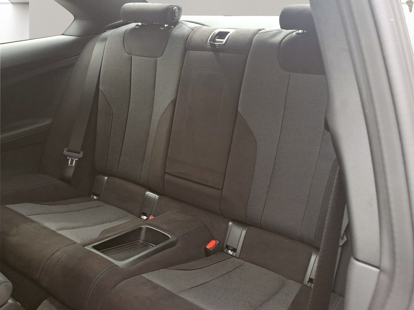 BMW 220 - Bild 9