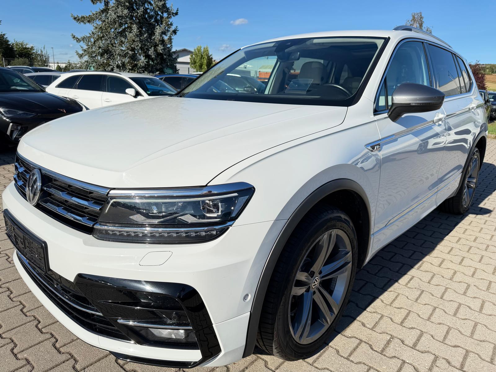 Volkswagen Tiguan Allspace R-Line 4Mot 7Sitze Leder Panoram