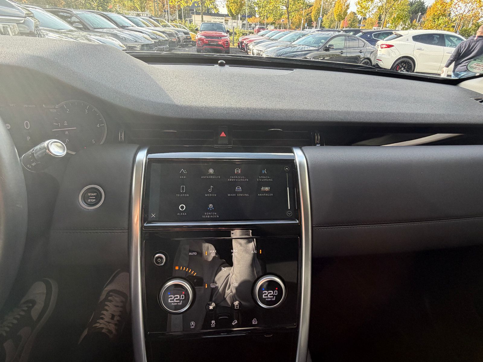 Fahrzeugabbildung Land Rover Sport S AWD/NEUES-MODELL/LEDER/360''KAMERA