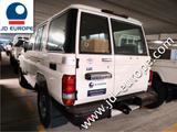 Toyota Land Cruiser HARDTOP DIESEL 10 PLACES FOR EXPORT - 10 Sitzer Autos