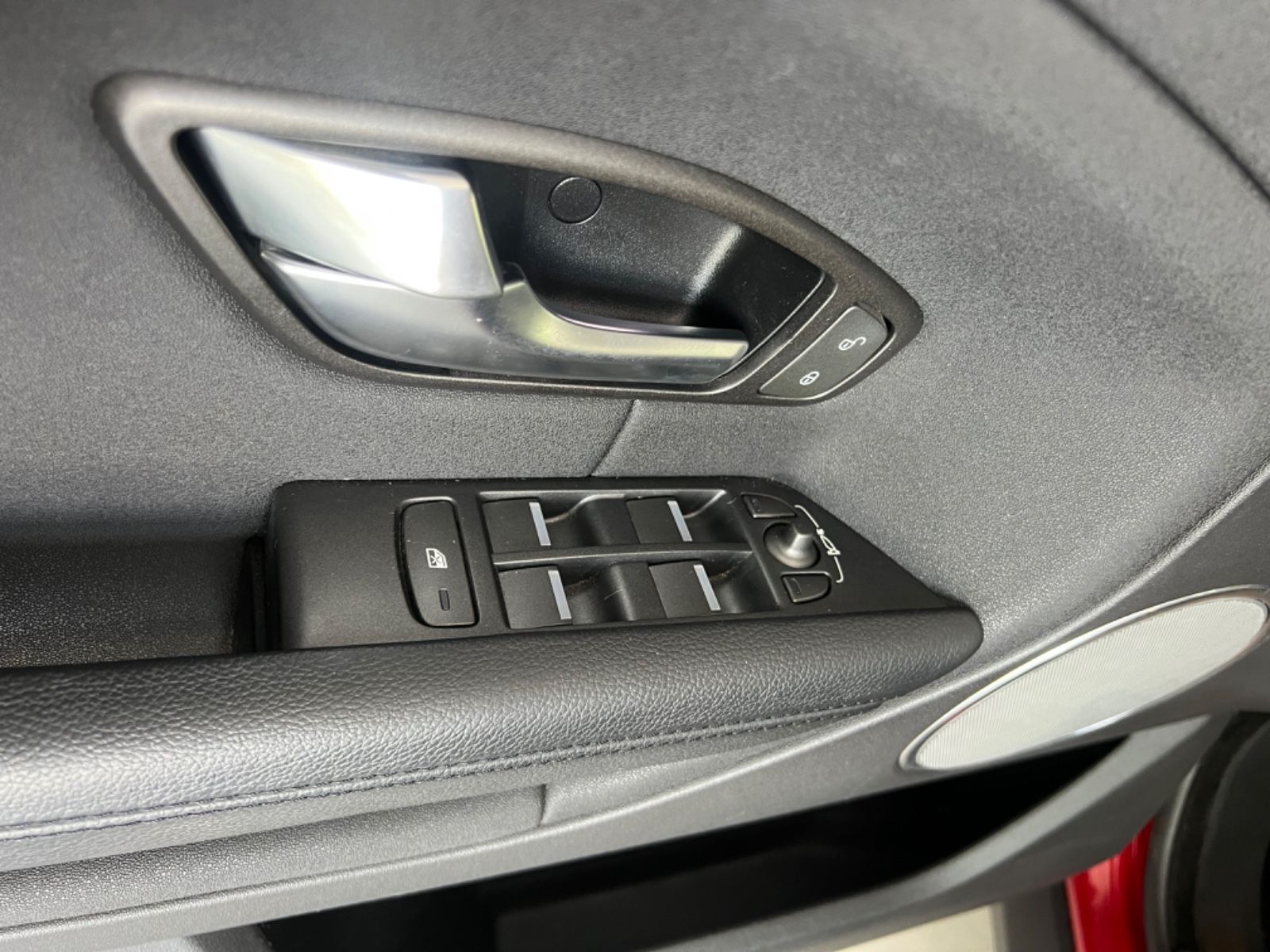 Fahrzeugabbildung Land Rover Range Rover Evoque SE